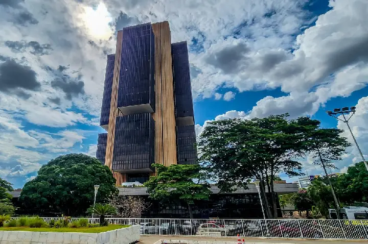 Bancos transferem R$ 5,7 bi de valores esquecidos para o Desenrola