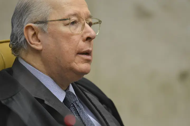 Celso de Mello diz que Senado cometeu grave equívoco institucional