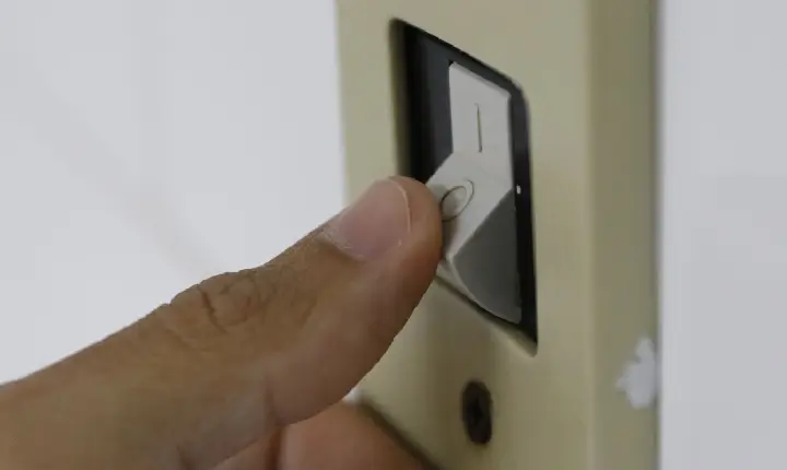 Equatorial convoca 1,45 milhão para garantir isenção na conta de luz