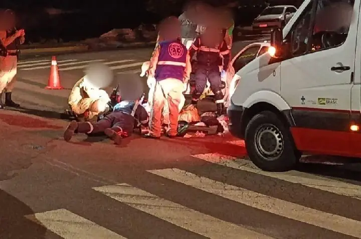 Jovem de 18 anos é morto a tiros dentro de carro em Toledo