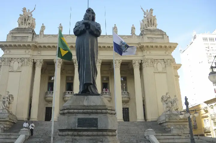 Novo presidente da Alerj será escolhido nesta quinta-feira