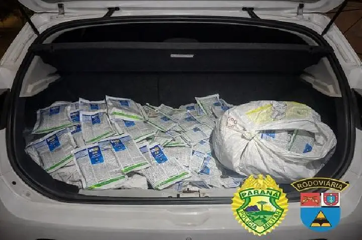 ROTAM APREENDE 50 KG DE HERBICIDA E PRENDE SUSPEITO NA PR-364 EM TERRA ROXA