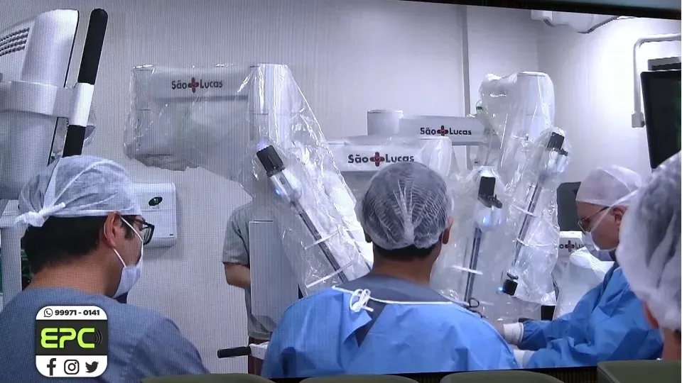 Cirurgia com uso do robô Da Vinci X no Hospital São Lucas é concluída com sucesso