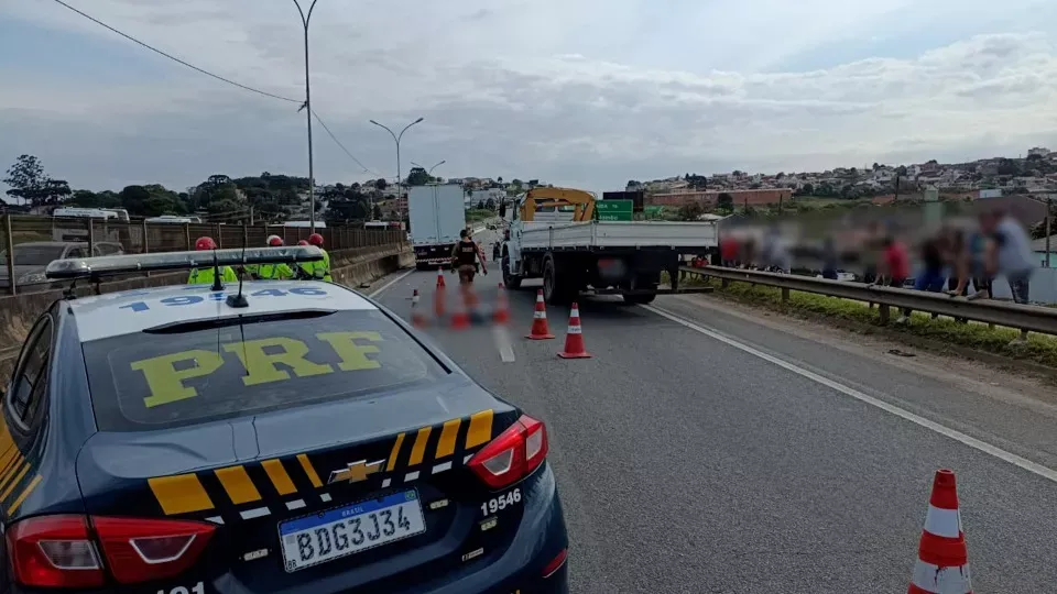 Motociclista morre em grave acidente na BR 116 em Colombo