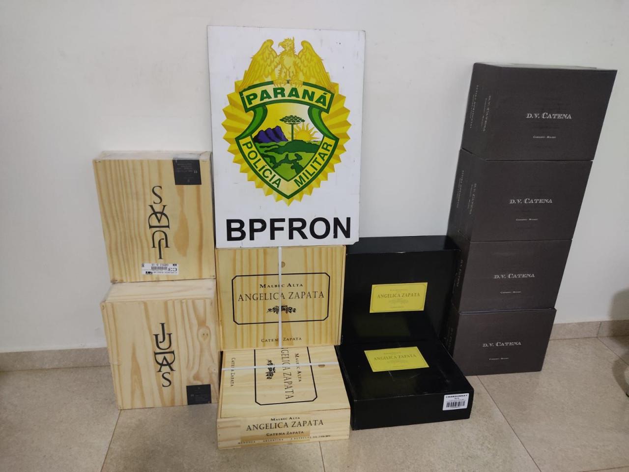BPFRON apreende veículo carregado com bebidas estrangeiras em Bom Jesus do Sul-PR