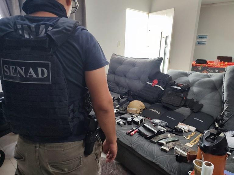 Ação na fronteira do Paraguai com o Brasil desarticula organização criminosa violenta que se inspira em cartéis mexicanos