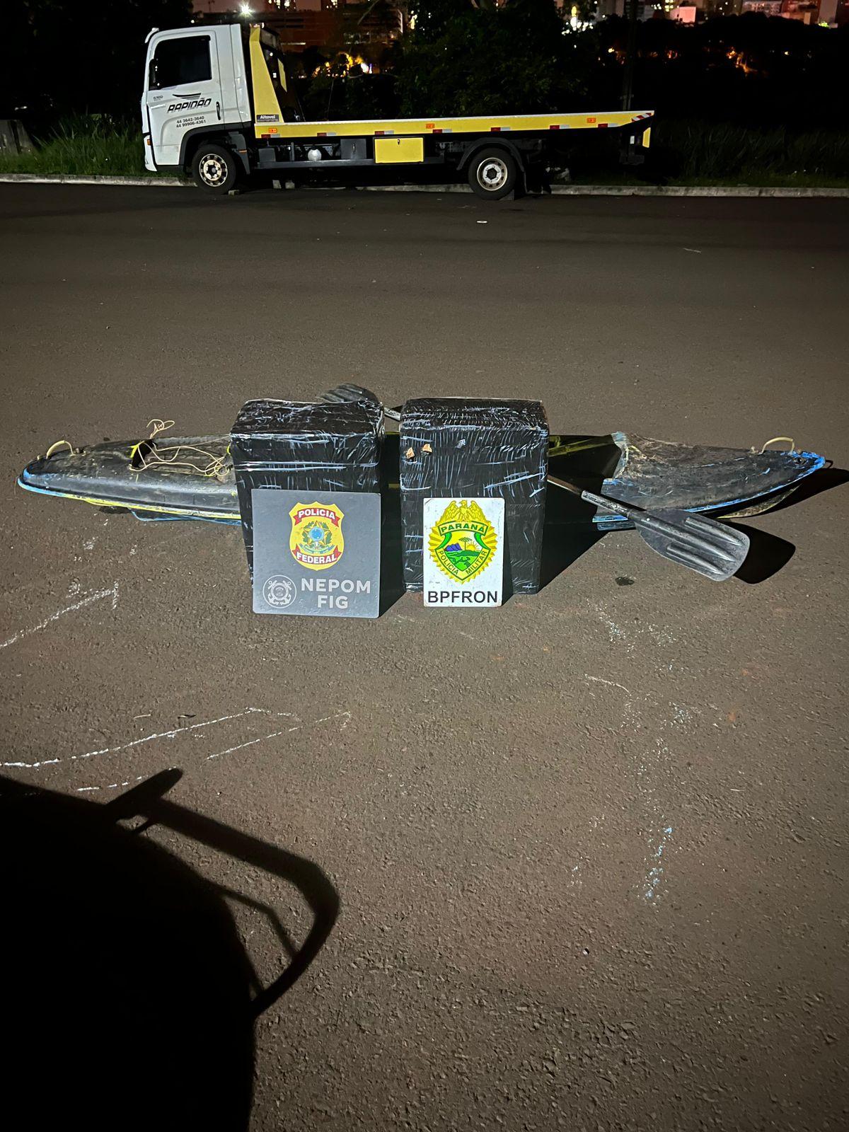 BPFRON E NEPOM/PF apreendem caiaque com cigarros em Foz do Iguaçu/PR.
