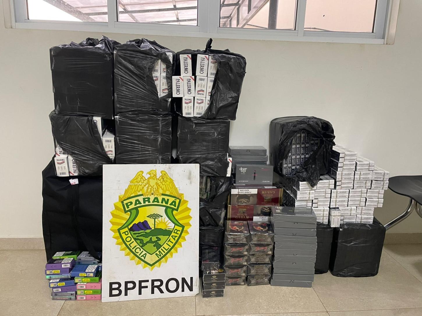 BPFRON apreende contrabando em ônibus na cidade de Pranchita-PR