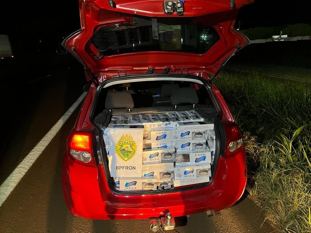 BPFRON apreende veículo carregado com 400 pacotes de cigarros contrabandeados em São Miguel do Iguaçu-PR