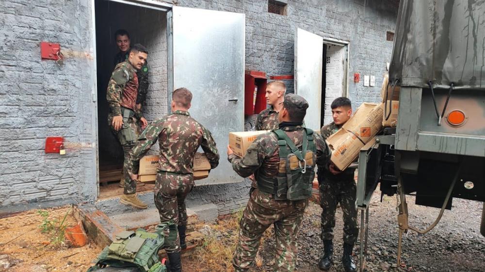 Exército apreende 5 toneladas de explosivos em pedreira de Campo Mourão