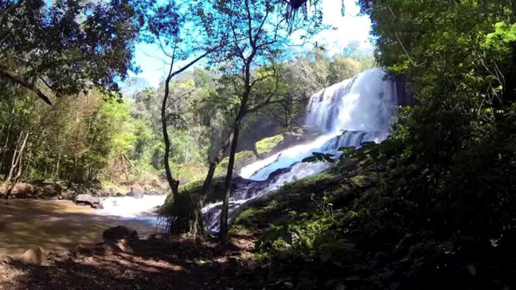 Corpo nu é encontrado por populares em Ouro Verde do Oeste