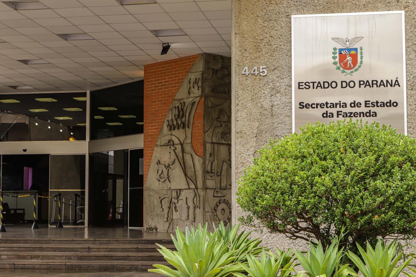 Fazenda e Receita alertam para envio de guias falsas de IPVA por e-mails e SMS