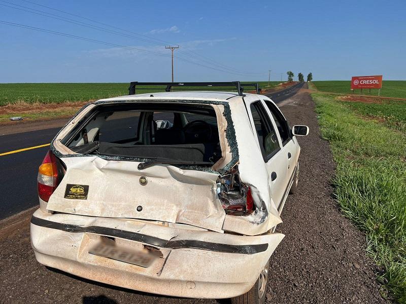 Caminhão falta freio e bate na traseira de Pálio na PR 182 em Maripá