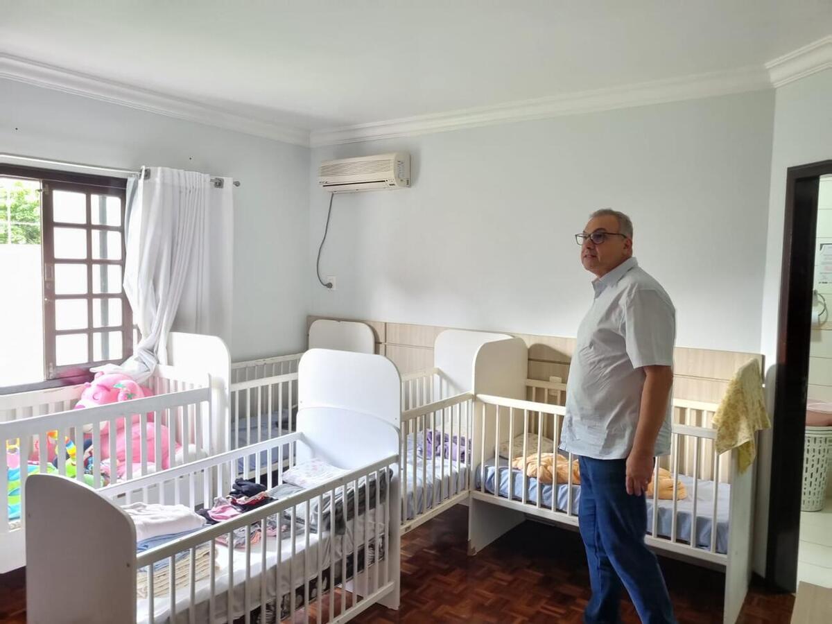 Prefeito visita Casa Abrigo para conferir ações de melhorias na estrutura