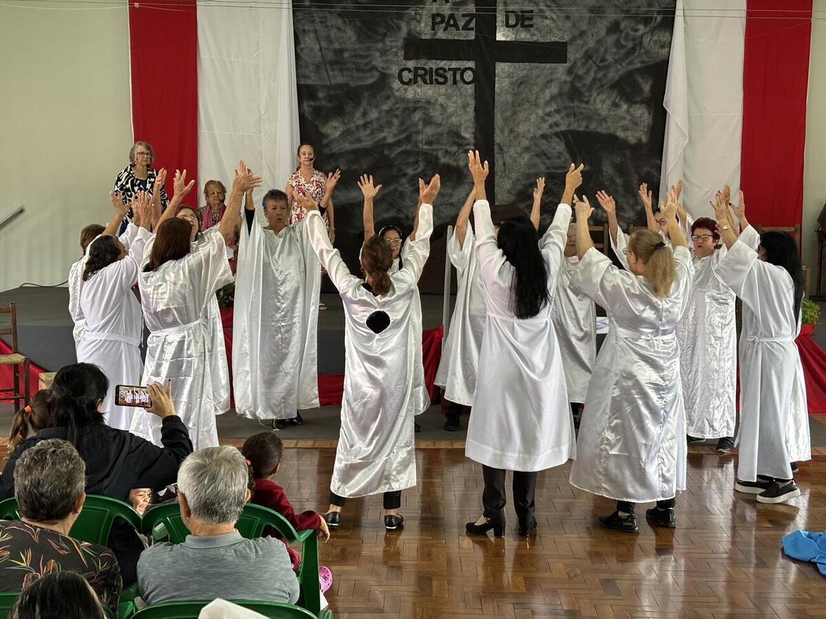 Certi Coopagro reúne idosos para celebração da Páscoa