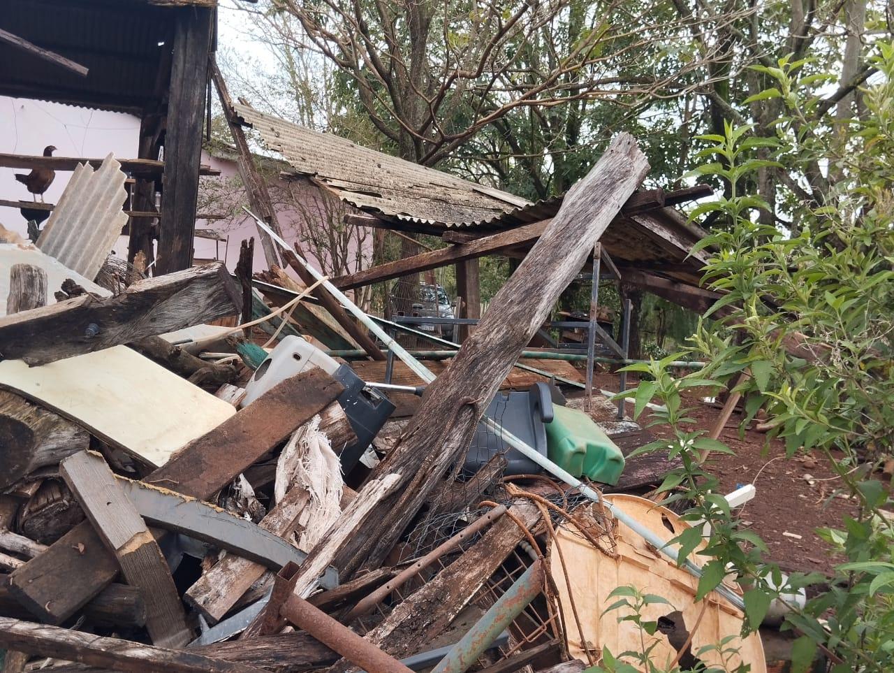 Temporal causa estragos em Ramilândia e afeta mais de 40 famílias
