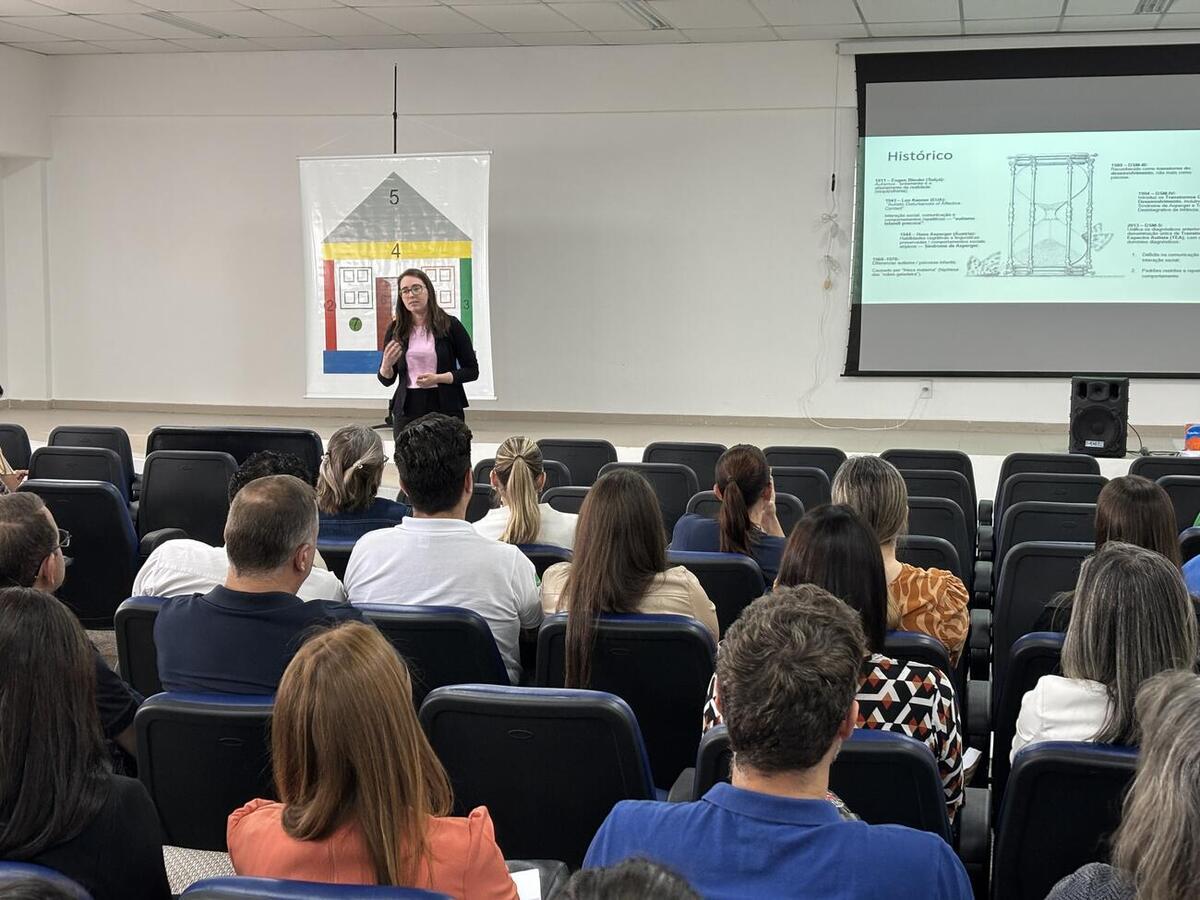 Secretaria da Saúde participa de encontro de grupo técnico de Saúde Bucal no Ciscopar