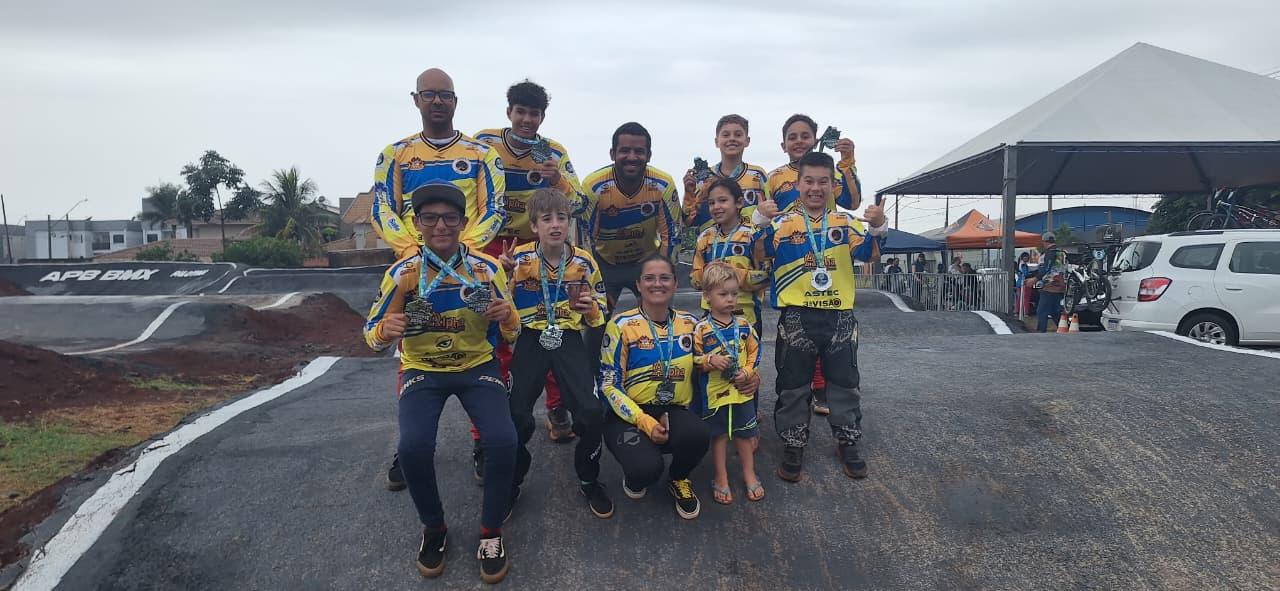 ABAST BMX CLUBE de Toledo marca presença na abertura do Campeonato Paranaense de Bicicross em Palotina e conquista 14 medalhas.