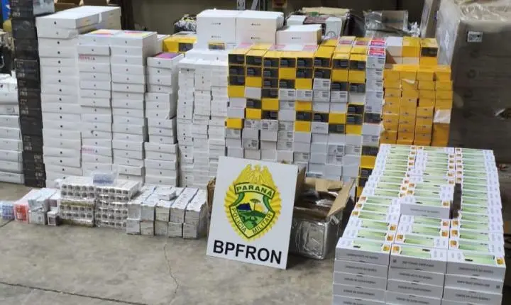 BPFRON e Polícia Federal apreendem caminhão com quase R$ 6 milhões em mercadorias contrabandeadas no Paraná