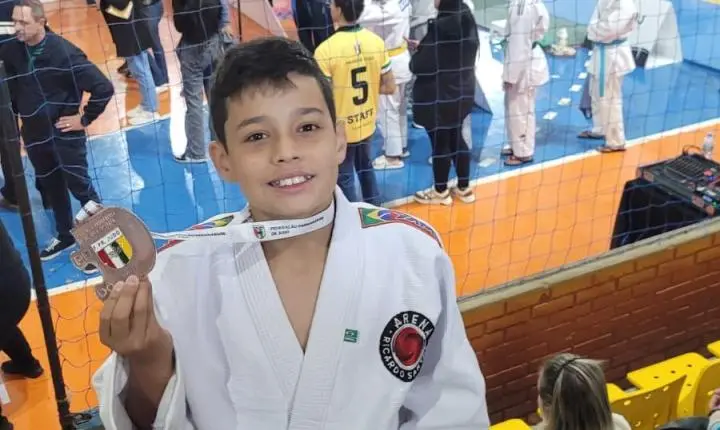 Judocas de Toledo conquistam títulos e pódios no Campeonato Paranaense em Campo Mourão