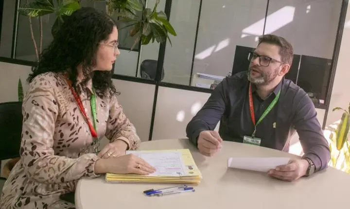 Prefeitura de Toledo antecipa parcela do 13º salário aos servidores